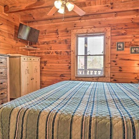 Mountain Pool Lodge Sevierville Cabin With Hot Tub Pigeon Forge Extérieur photo