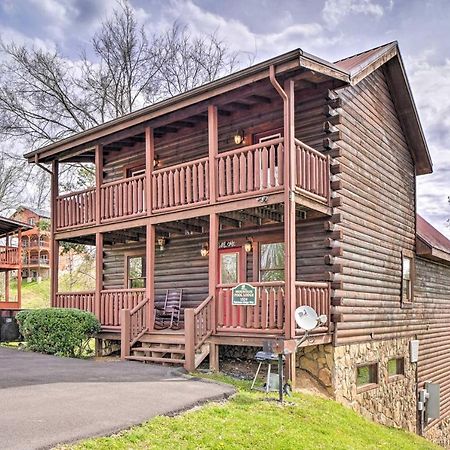 Mountain Pool Lodge Sevierville Cabin With Hot Tub Pigeon Forge Extérieur photo