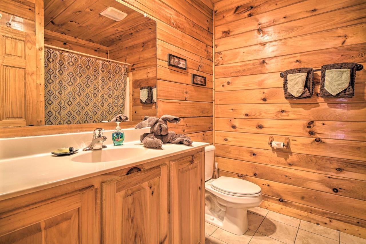 Mountain Pool Lodge Sevierville Cabin With Hot Tub Pigeon Forge Extérieur photo